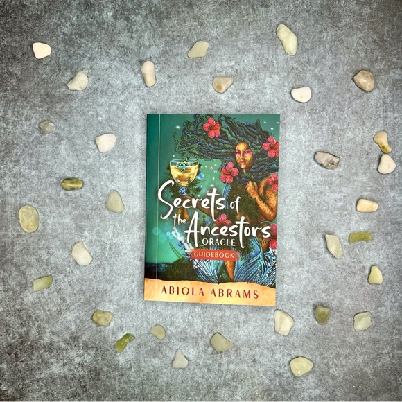 Secrets of the Ancestors Oracle Card Deck LIKE NEW - Picture 3 of 5